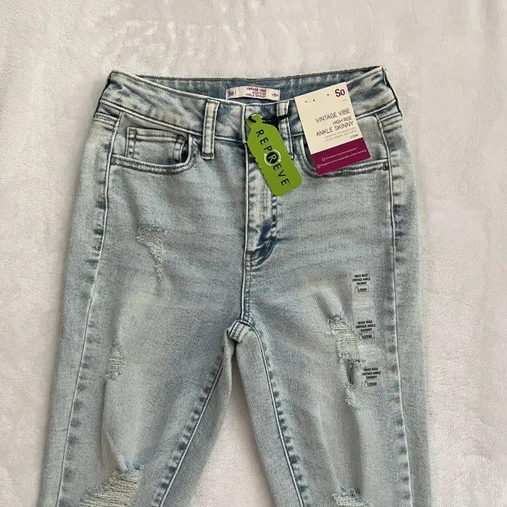 "Vintage Vibe" High-Rise Jeans